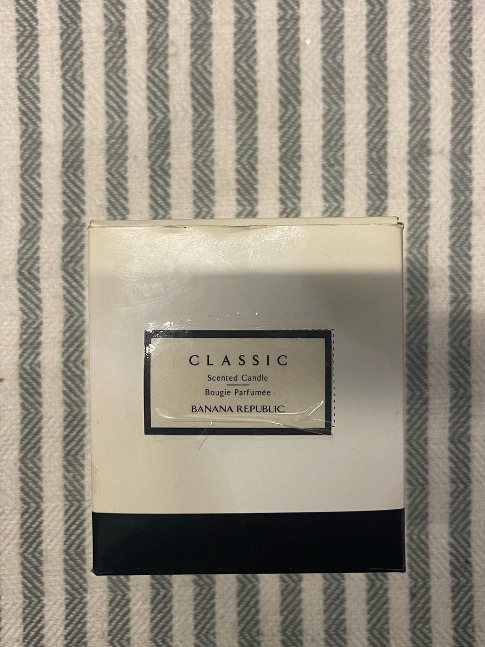 Vintage Banana Republic Classic Scented Candle — White and Black